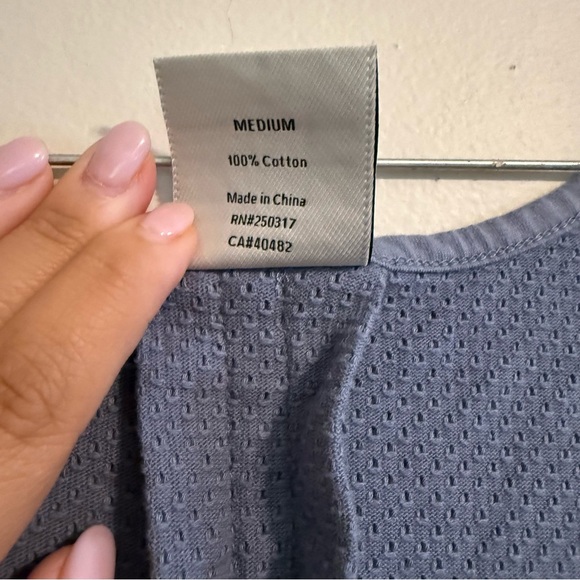 Varley Athletic Size Medium Blue Sleeveless Tank Top Breathable Fitness Gym - Picture 3 of 8